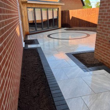 5b7b61bd-cd19-42cb-995c-8640e929c656